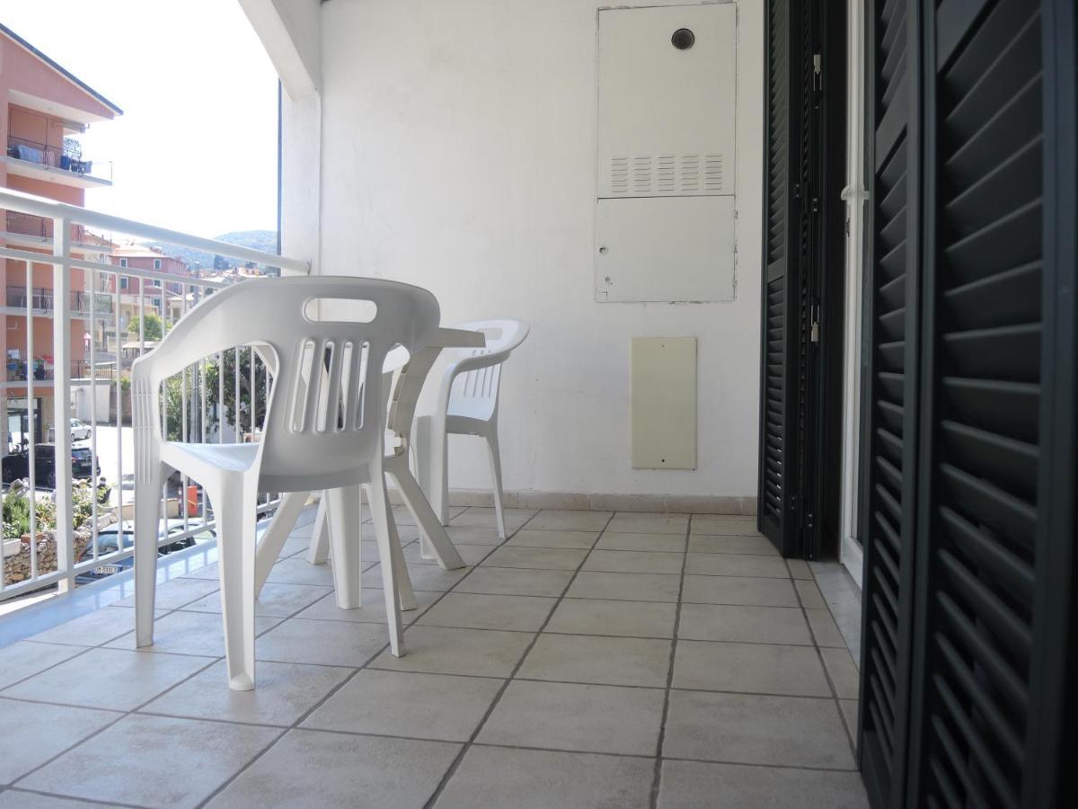 Ferienwohnung Gli Archi Nel Golfo San Terenzo Exterior foto